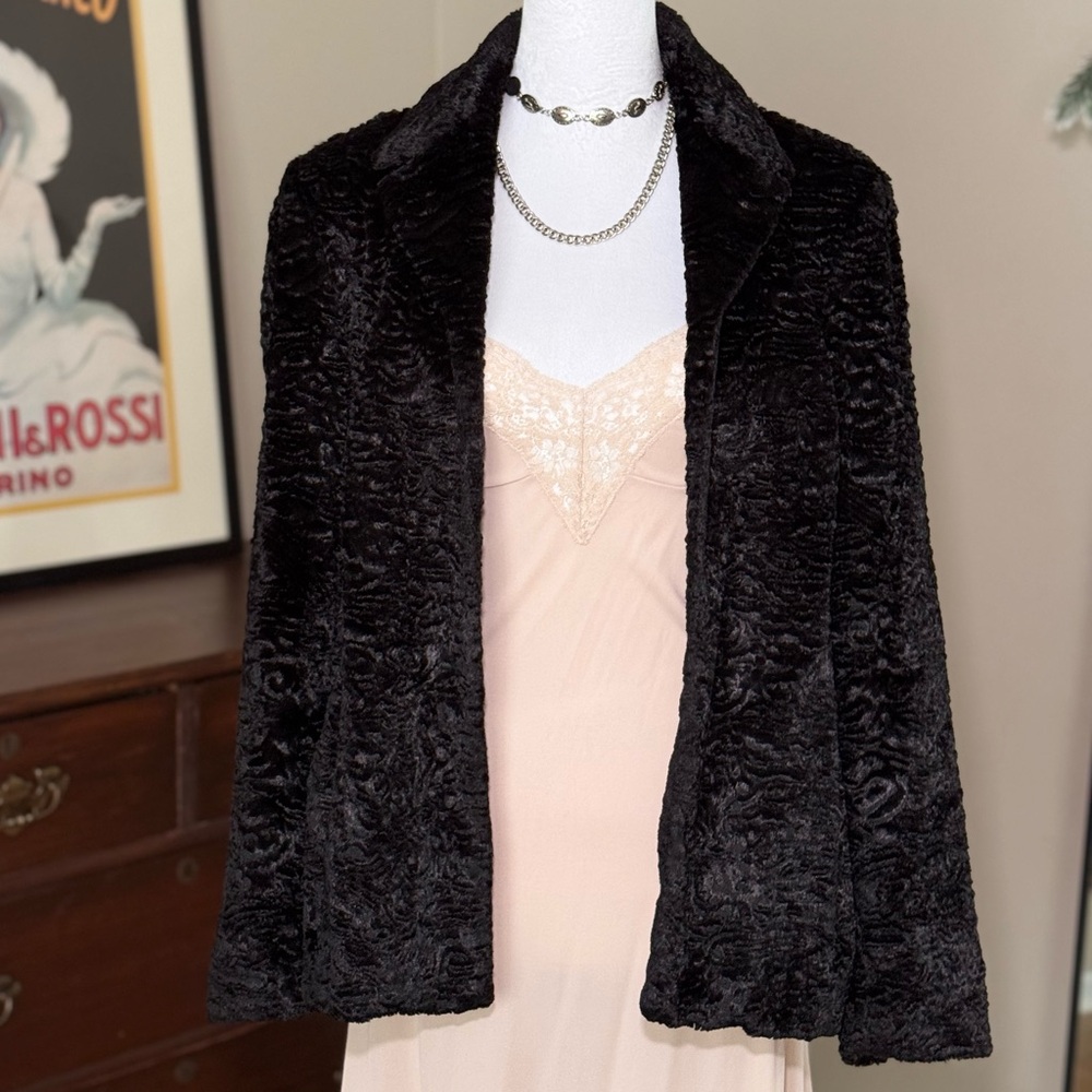 Vintage Black Textured blazer